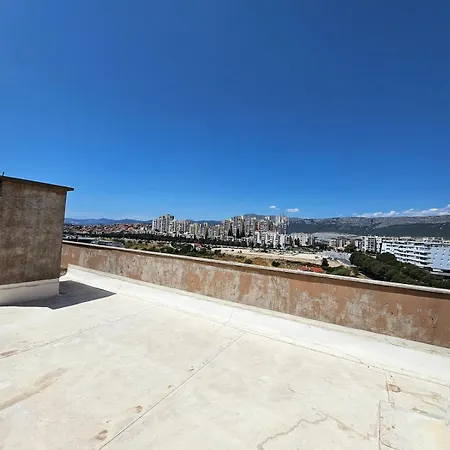 Sky 3 Apartament