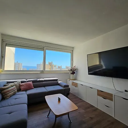 Sky 3 Apartament *
