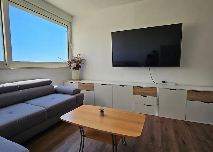 Apartament Sky 3 *